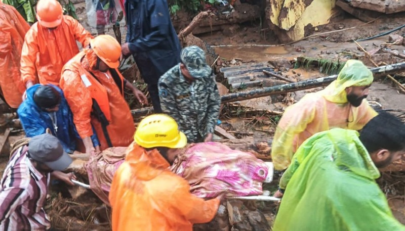 Wayanad: भूस्खलन, 121 की मौत, सैकड़ों लापता