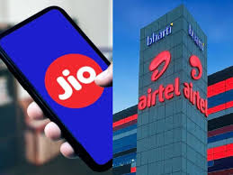भारत में टेलीकॉम कंपनियों की कीमतों में बढ़ोतरी: Jio और एयरटेल के 199 रुपये वाले प्लान्स की तुलना