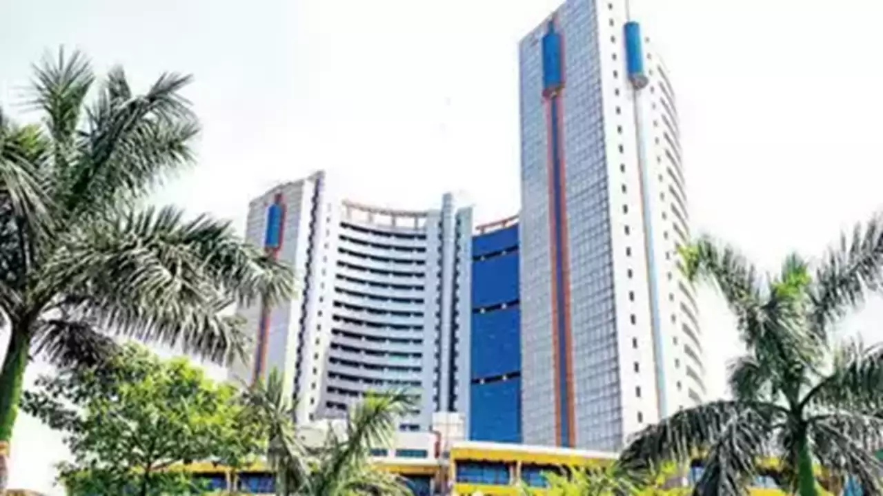 LG: ने एमसीडी पैनल के गठन में तेजी लाने की मांग की
