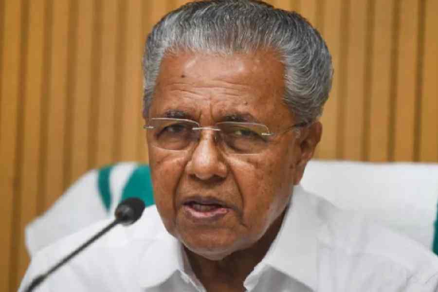 Kerala: भूस्खलन पर मुख्यमंत्री विजयन और केंद्रीय मंत्री यादव आमने-सामने