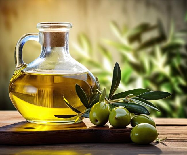 हेल्दी स्किन और मजबूत बालों के लिए कोल्ड प्रेस ऑयल: जानें इसके अद्भुत फायदे और इस्तेमाल के तरीके
