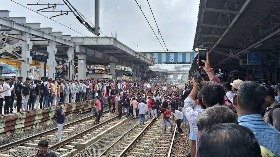 बदलापुर में यौन शोषण मामले में कोर्ट ने लिया स्वतः संज्ञान