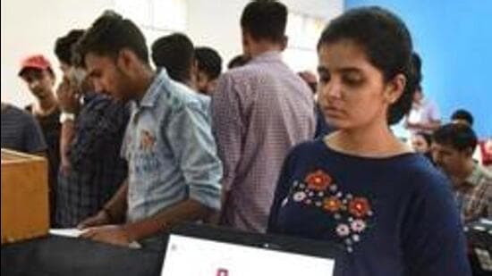 दिल्ली विश्वविद्यालय में दाखिले के पहले दौर में 83,000 से अधिक ने स्वीकार किया आवंटन