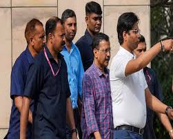 केजरीवाल की गिरफ्तारी: हाई कोर्ट के फैसले पर BJP और AAP के विचार