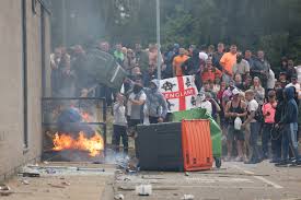 Riots in Britain: प्रधानमंत्री स्टारमर ने दक्षिणपंथी प्रदर्शनों पर दी चेतावनी