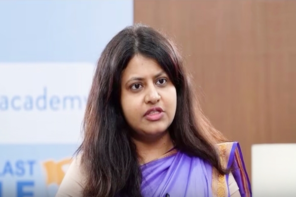 pooja khedkar: दिल्ली उच्च न्यायालय से पूजा खेडकर को गिरफ्तारी से राहत