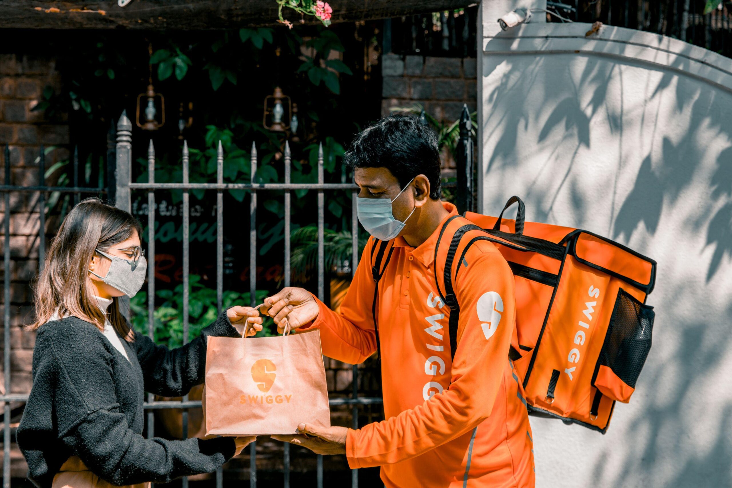 Swiggy New Feature: स्विगी का बड़ा धमाका! अब एक ही पेमेंट में 5 रेस्टोरेंट से मंगा सकेंगे खाना, जानें कैसे करेगा काम