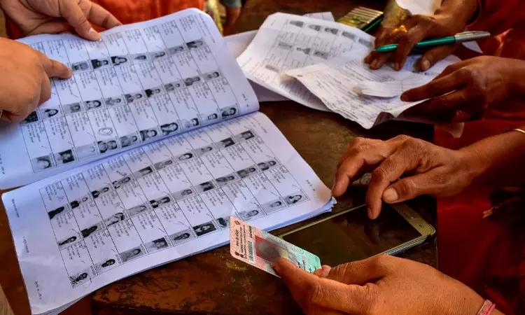 Voter list 2026: यूपी में SIR के बाद भी डुप्लीकेट वोटर आईडी का मामला, चुनाव आयोग की जांच पर उठे सवाल