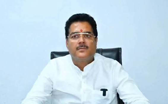 UP Politics: BJP में आते ही सपा पर बरसे तीन विधायक, राकेश प्रताप सिंह बोले- अब गौरीगंज में कमल खिलाना है