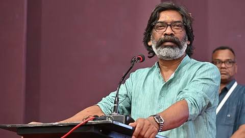 SIR पर JMM का चुनाव आयोग पर हमला, मनोज पांडे बोले- दबाव में काम कर रहा आयोग