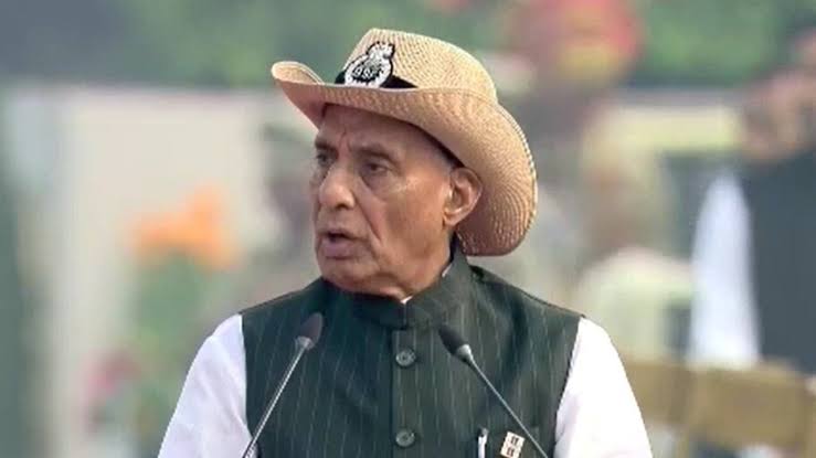 राजनाथ सिंह के बयान पर पाकिस्तानी टिप्पणीकार कमर चीमा ने उठाए सवाल, F-16 पैकेज का भी किया जिक्र
